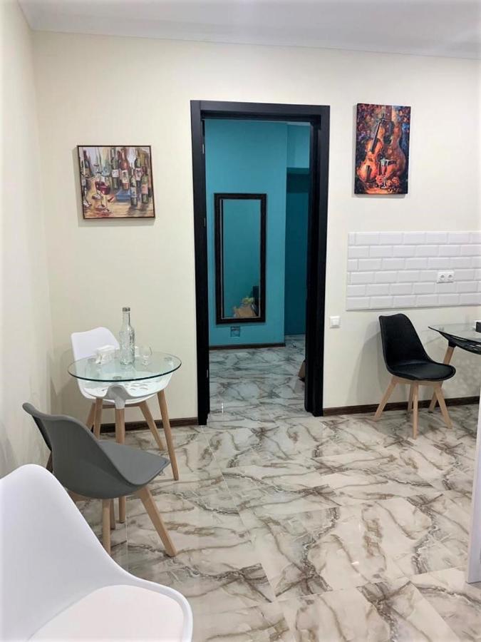 Griboedov 13 Aparthotel Tbilisi ภายนอก รูปภาพ